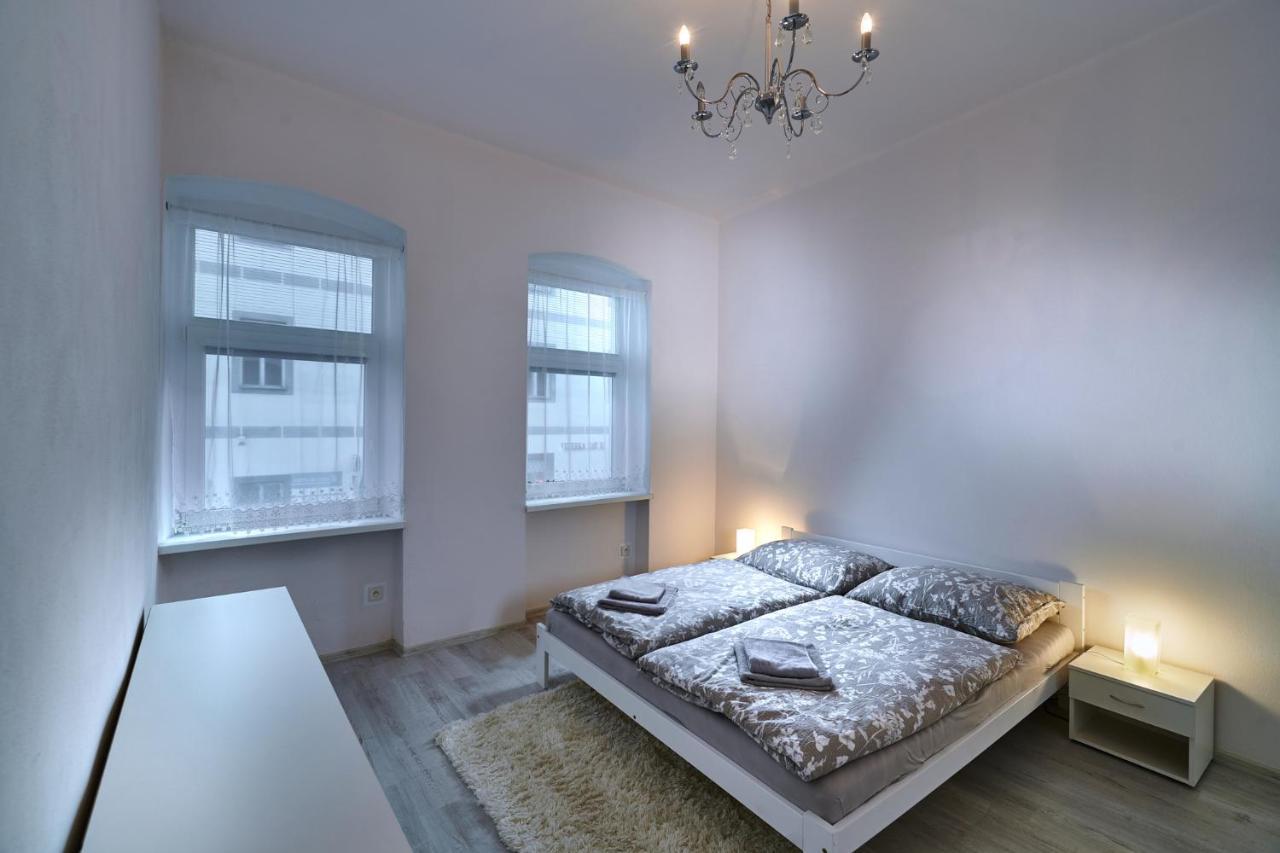 Apartman Bb Centrum Banská Bystrica Exterior foto